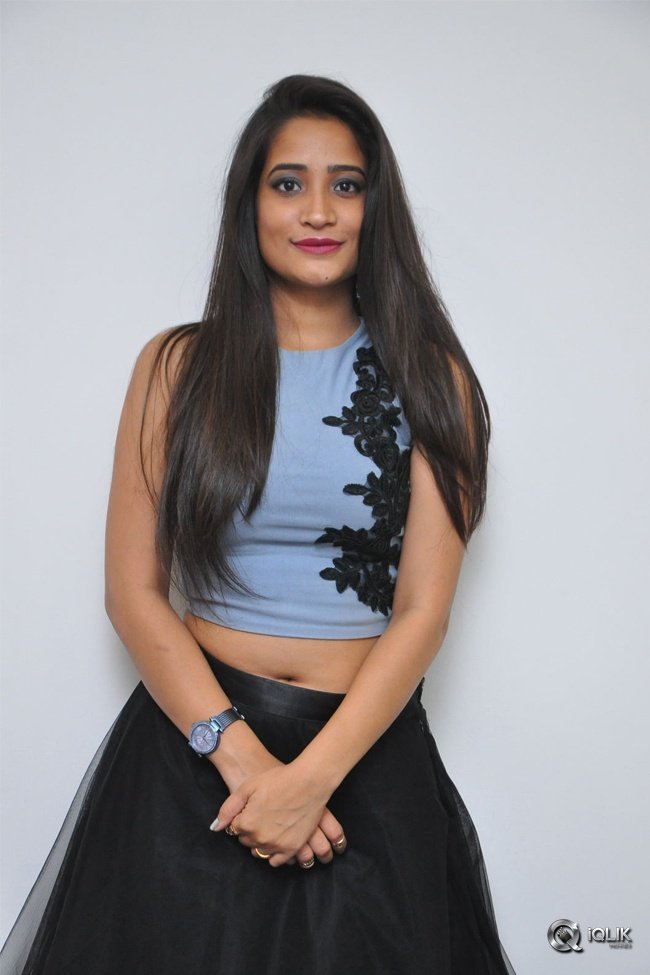 Santoshi-Sharma-New-Photos